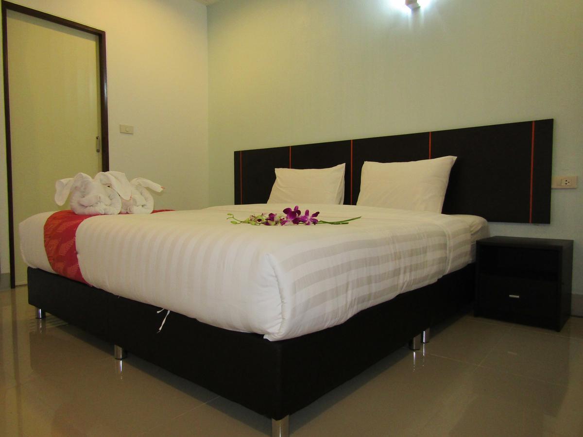 La Viva Buriram Hotel Buitenkant foto