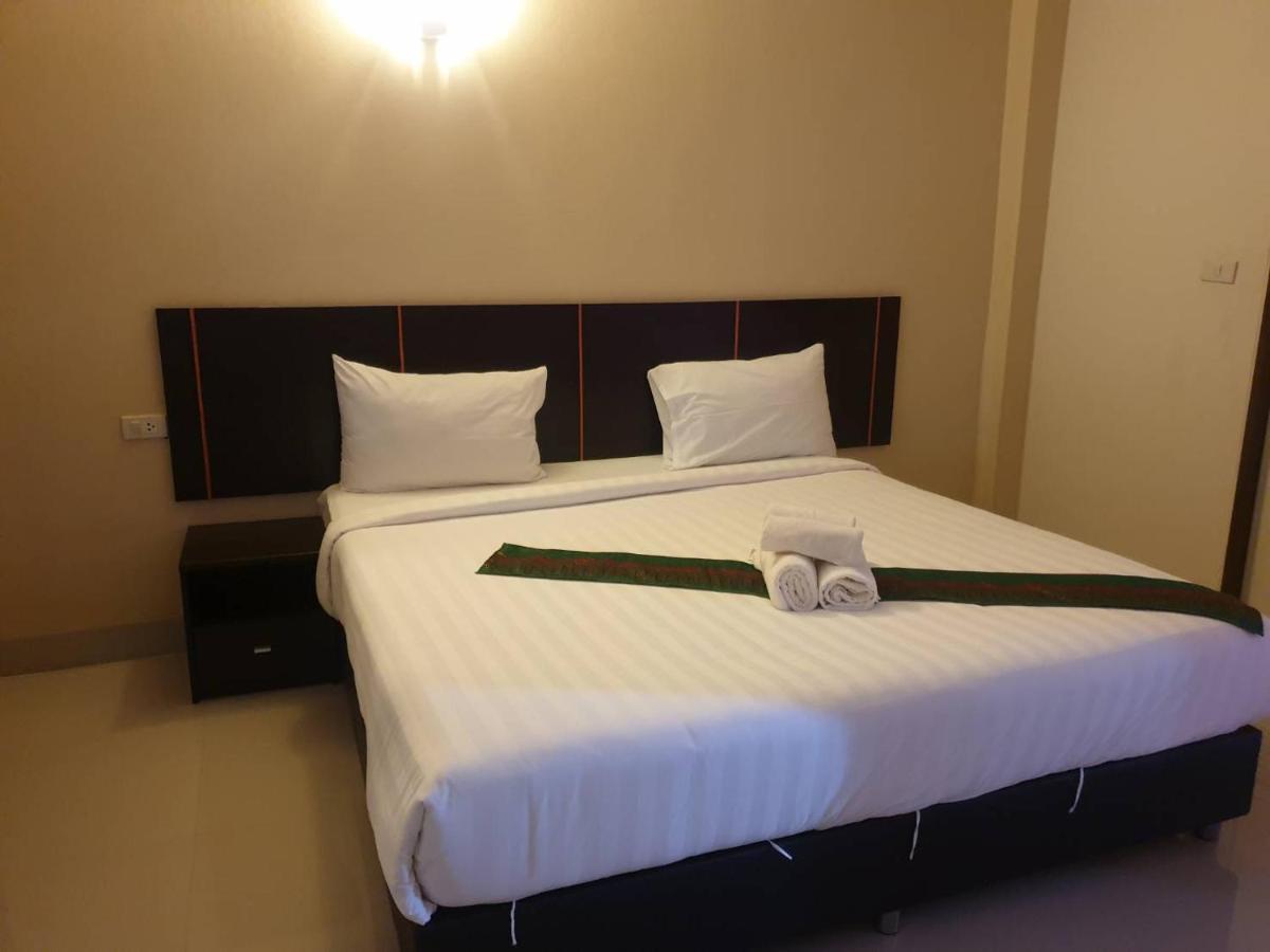 La Viva Buriram Hotel Buitenkant foto