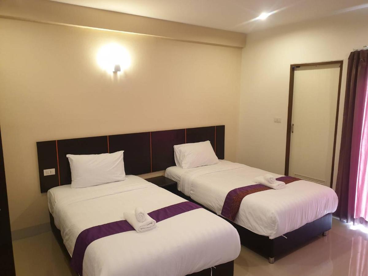 La Viva Buriram Hotel Buitenkant foto