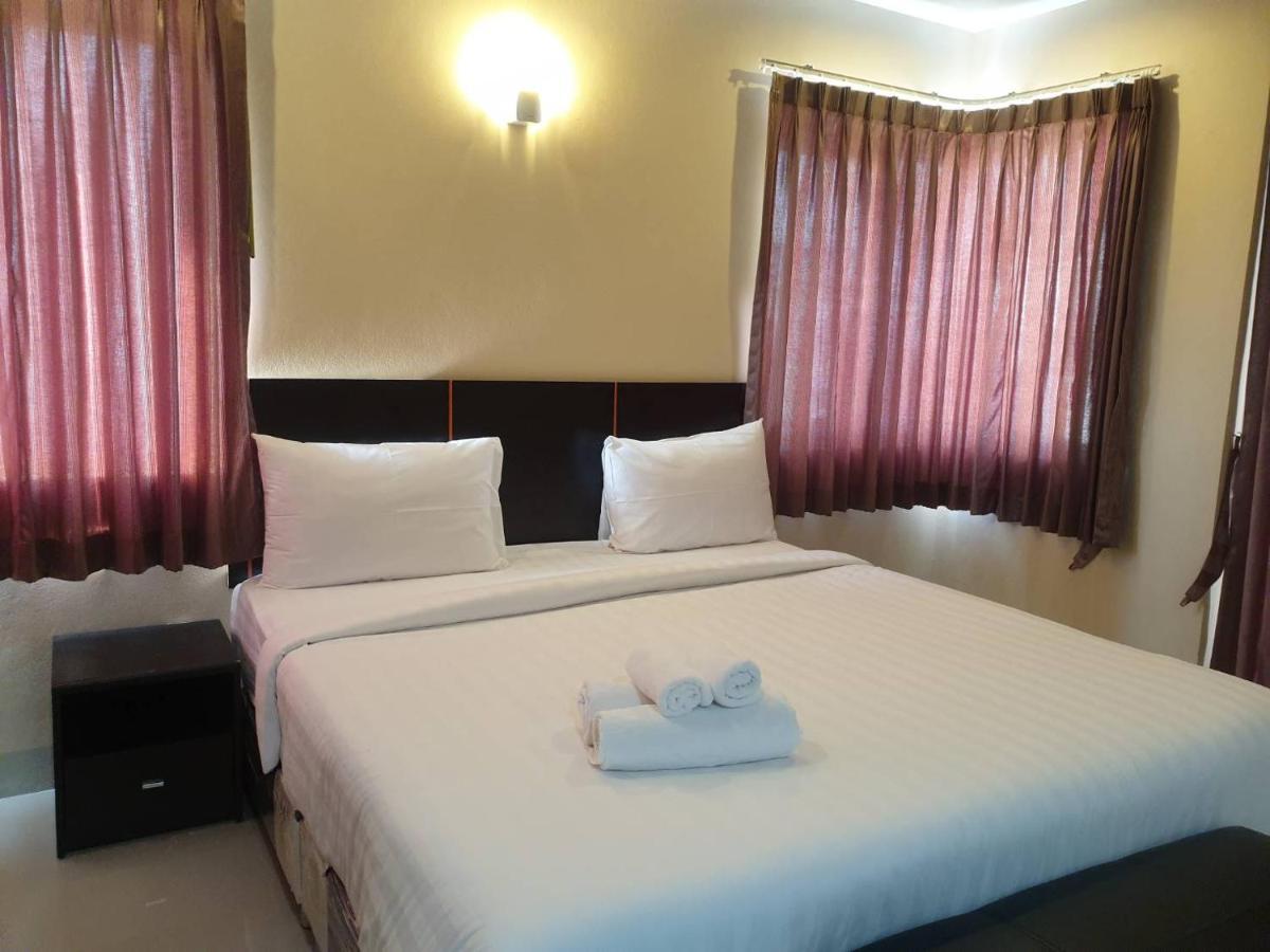 La Viva Buriram Hotel Buitenkant foto
