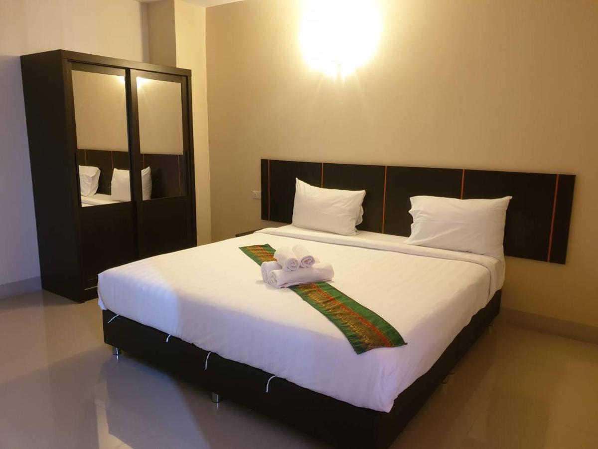La Viva Buriram Hotel Buitenkant foto